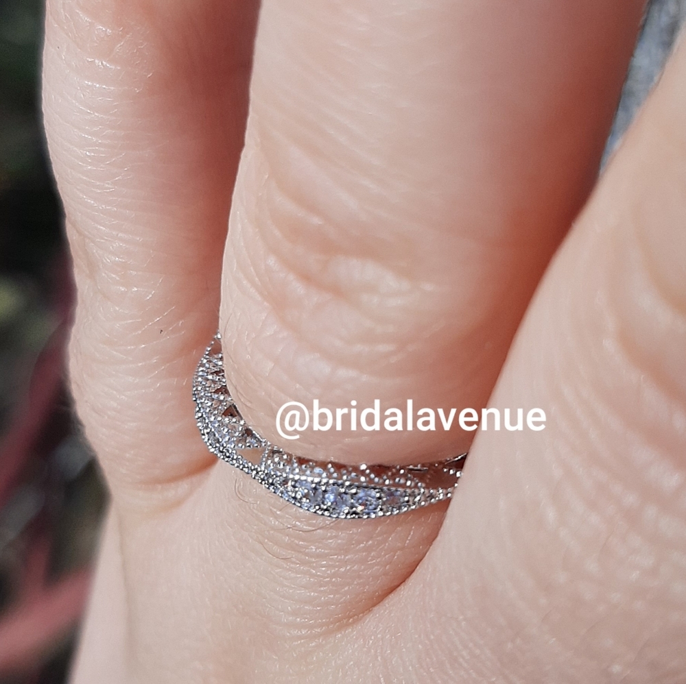 New Silver Elegance Ring - Picture 7 of 8